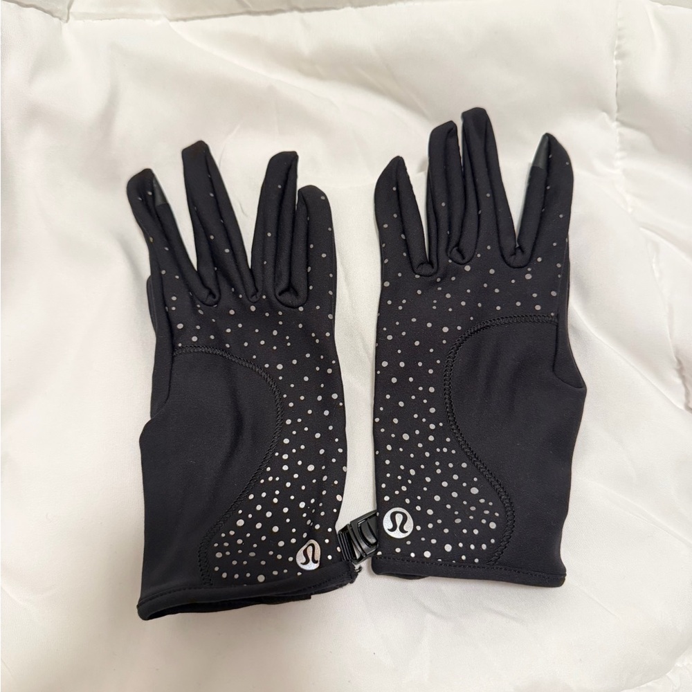 Lululemon Womens Run for It All Reflective Gloves *Tech